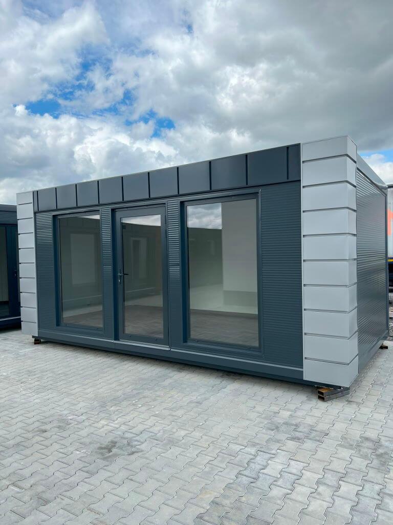 Contenedor Modular 800×300 con Paneles de Poliestireno - 50x3 m - Acero - Nuevo
