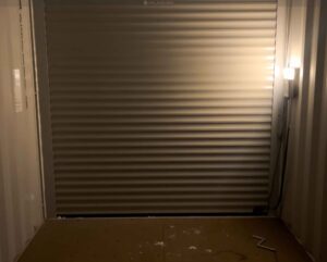 Contenedor 20 pies HC con puertas enrollables (gris claro) - Acero - Nuevo