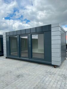 Contenedor Modular 800×300 con Paneles de Poliestireno - 50x3 m - Acero - Nuevo