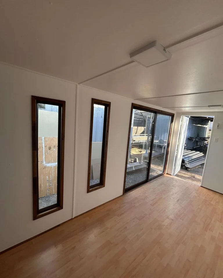 Contenedor Marítimo Oficina 6×3 m – 18 m² - 6x3 m - Acero - Nuevo - oficina modular