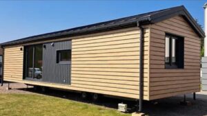 Casa Móvil Modelo A – Sobre Ruedas – 42 m² – 3 Dormitorios - Acero - Nuevo - 10,5 m (largo) × 4,0 m (ancho) × 3,6 m (alto).