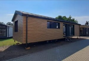 Casa Móvil Modelo A – Sobre Ruedas – 42 m² – 3 Dormitorios - Acero - Nuevo - 10,5 m (largo) × 4,0 m (ancho) × 3,6 m (alto).