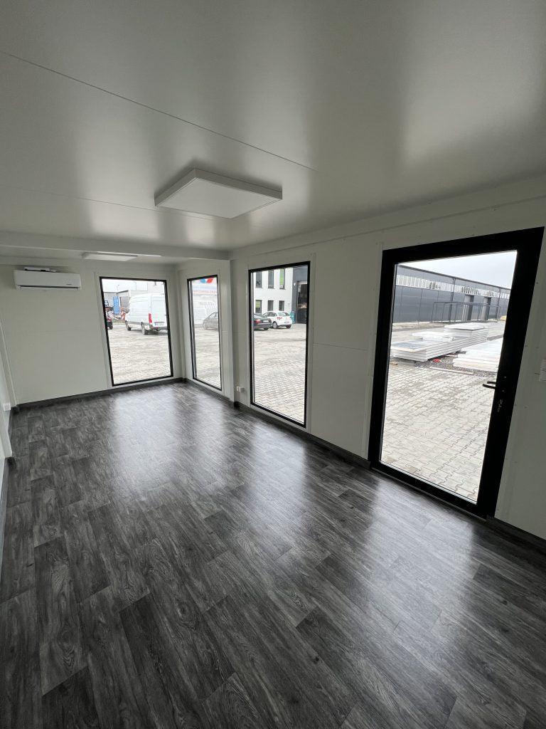 Contenedor de Oficina 800×300 con Baño y Aire Acondicionado - 50x3 m - Acero - Nuevo