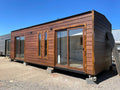 Cabaña Modular 8x3m | 1 Dormitorio, Baño Completo, Cocina - Madera - Nuevo