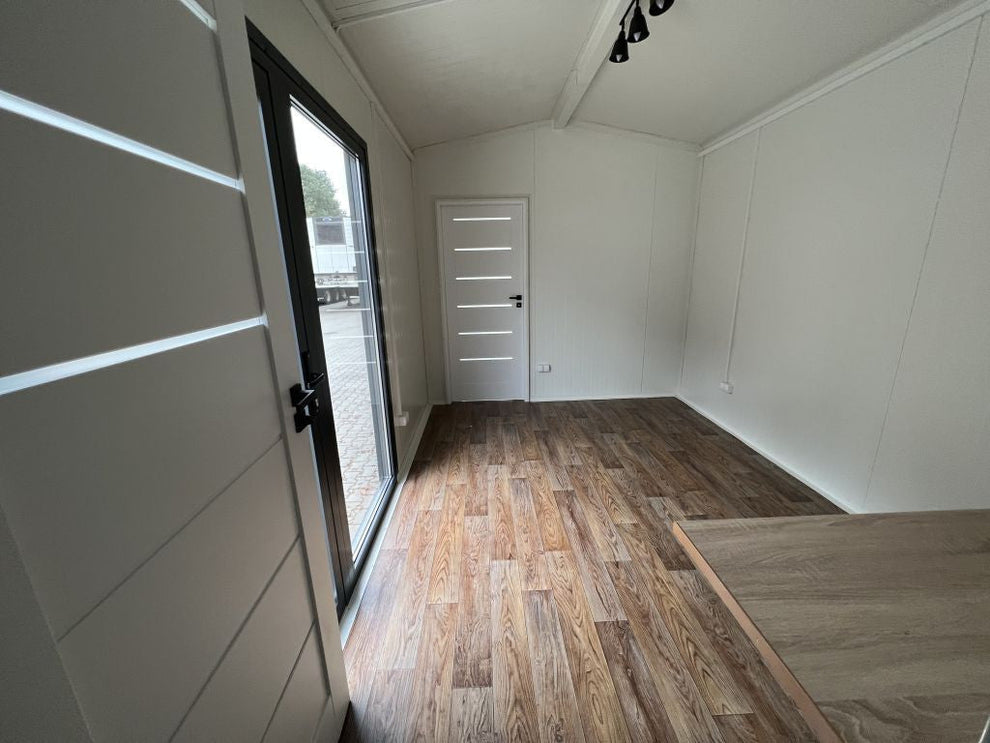 Unidad Residencial / Oficina 24 m² – Módulo Prefabricado ISO, Listo para Uso, Construcción Durable