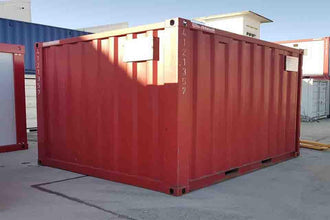 Contenedor Marítimo Usado 10 Pies ISO – Acero Cor-Ten, Rojo, Ideal Almacenaje y Obra